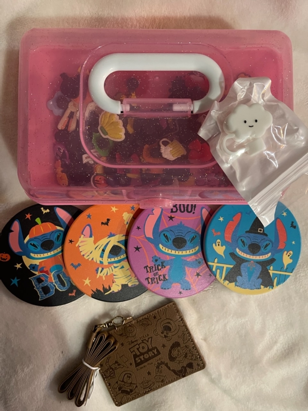 Pink Glitter Carry Case with Stitch Coasters & Croc Charms W Straw Cover